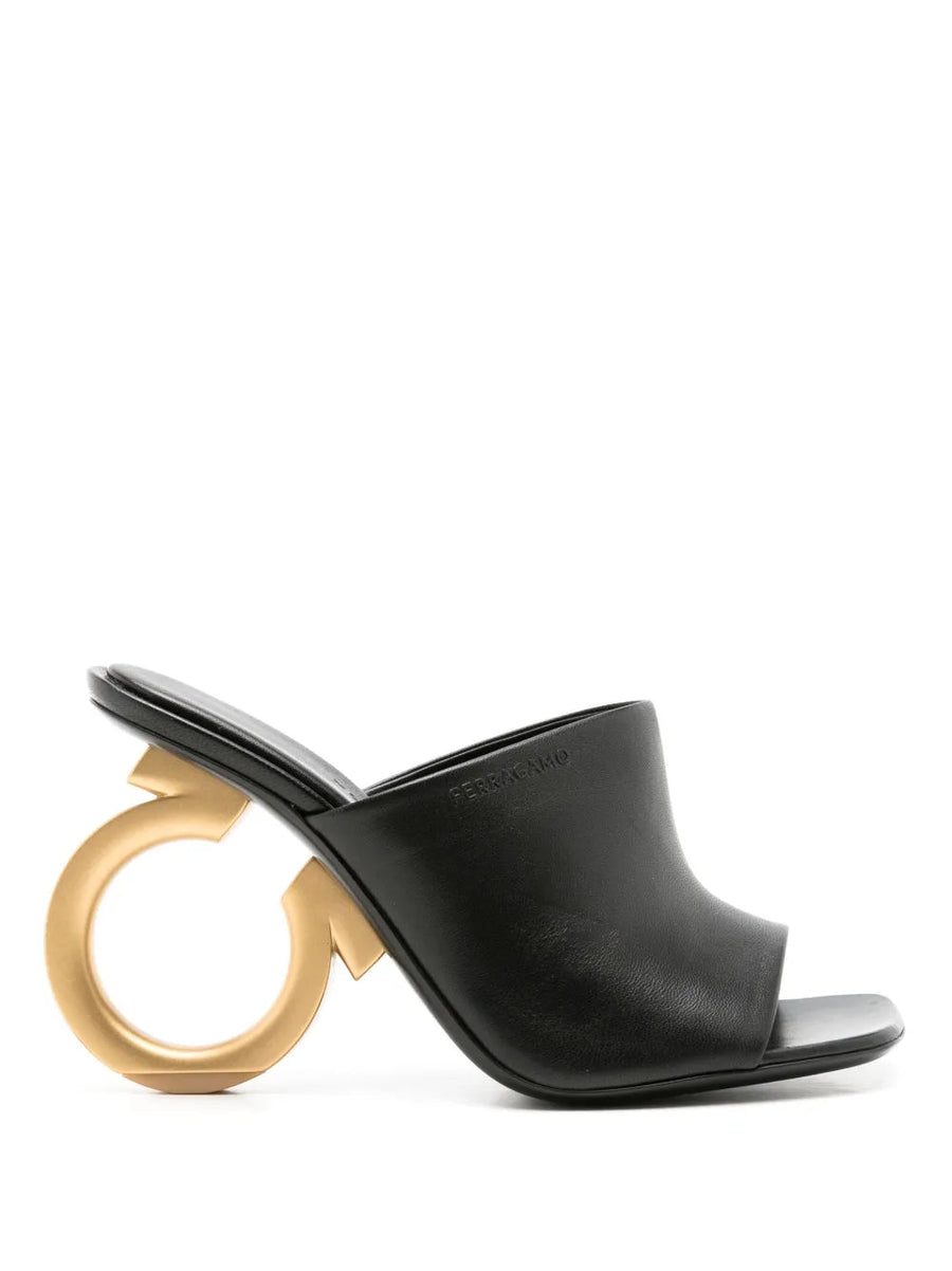 Ferragamo Lambskin leather mule in black