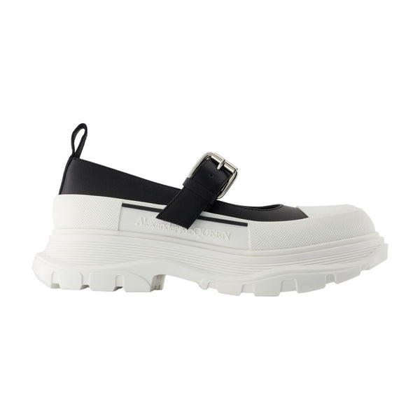 Alexander McQueen calfskin mary jane in white