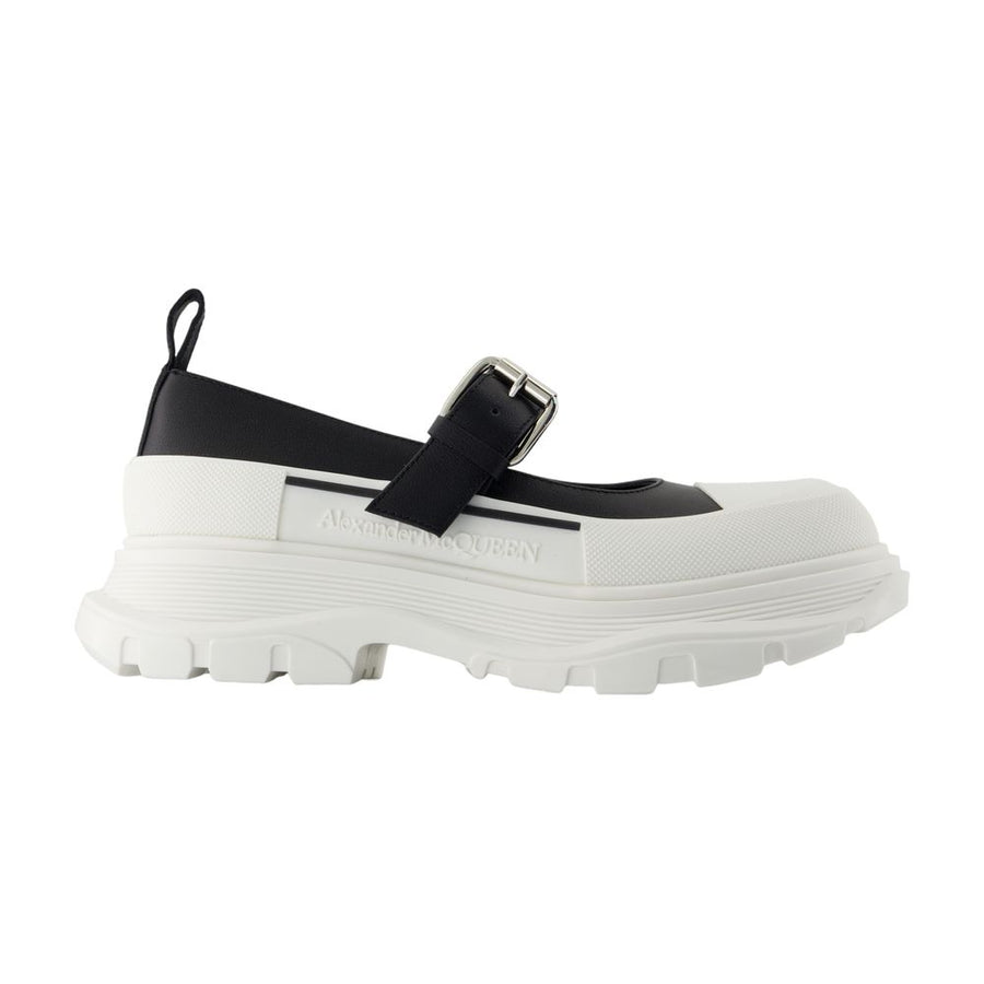 Alexander McQueen calfskin mary jane in white