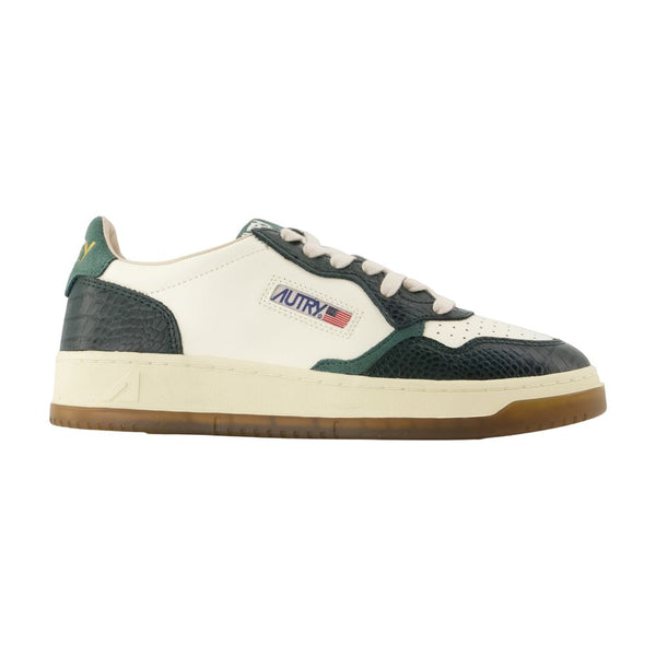 Medalist Low Sneakers - Autry Leather Green Calfskin Shoes /