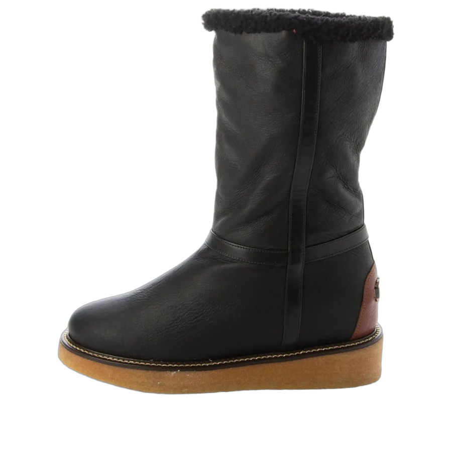 Ferragamo leather boot in black