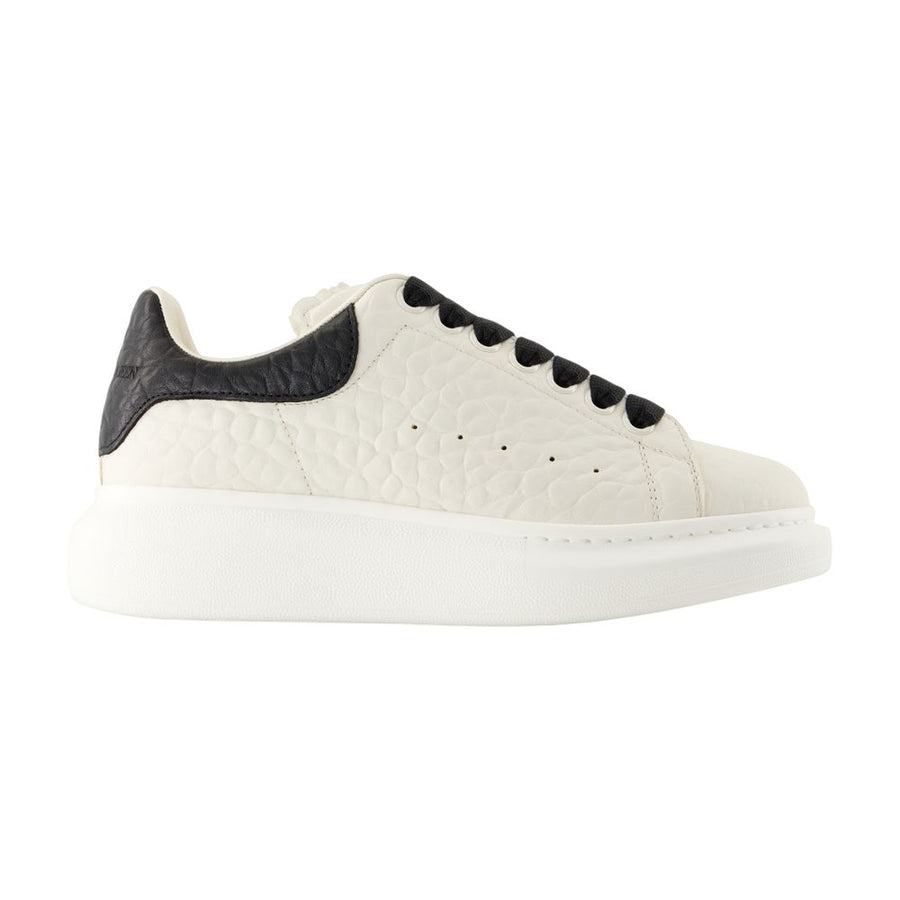 Alexander McQueen calfskin sneaker in white