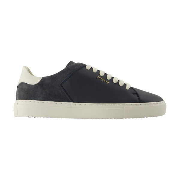 Axel Arigato Calfskin leather sneakers in black