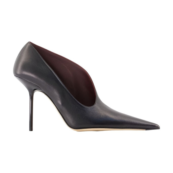 Victoria Beckham calfskin pump in black