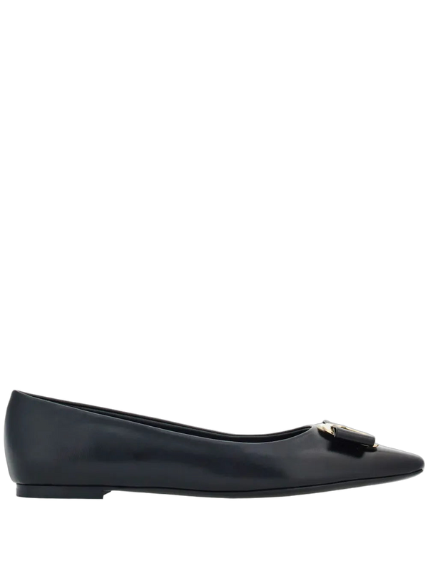 Ferragamo Lambskin ballerina flat in black