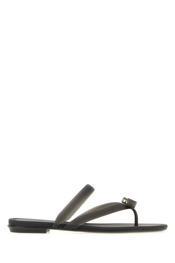 Ferragamo Exterior: 100% Rubber thong sandal in black