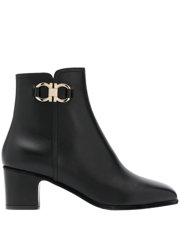 Ferragamo Leather ankle boot in black