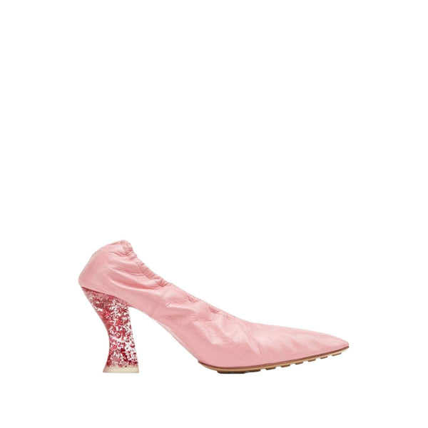 Bottega Veneta Lambskin pump in pink