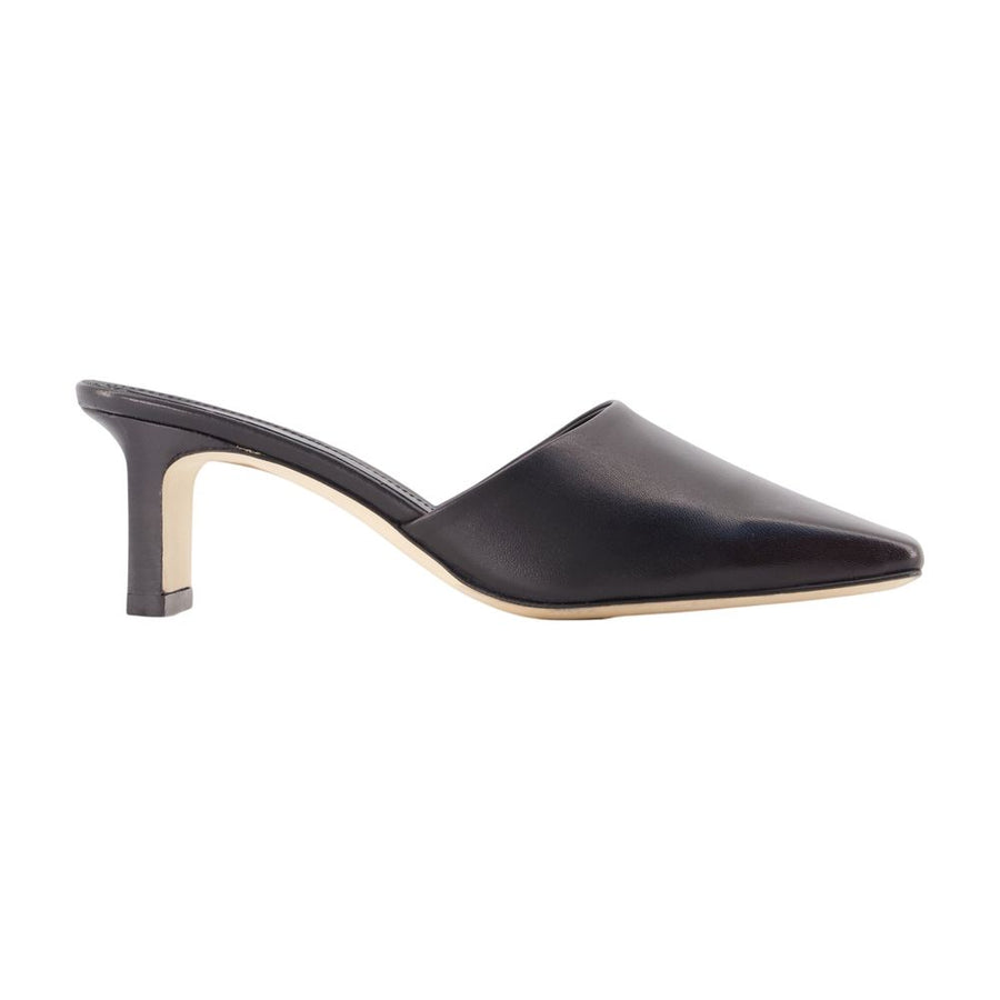 Aeyde Calfskin mule in black