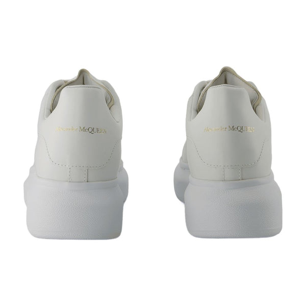 Alexander McQueen Calfskin sneaker in white