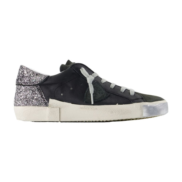 Philippe Model Calfskin sneaker in black