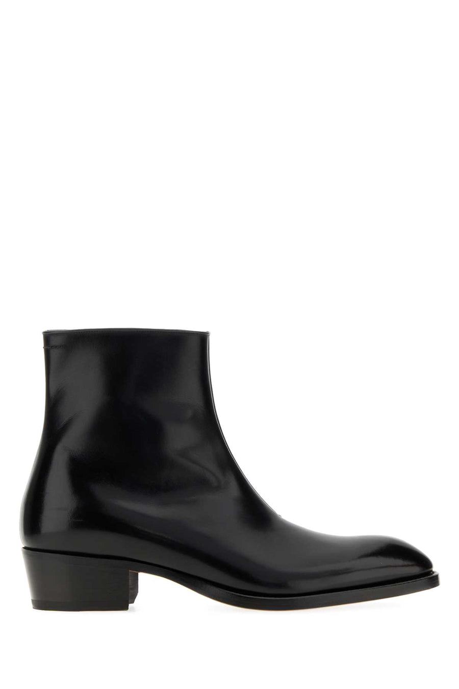 Tom Ford Leather Exterior: 100% Calf boot in black