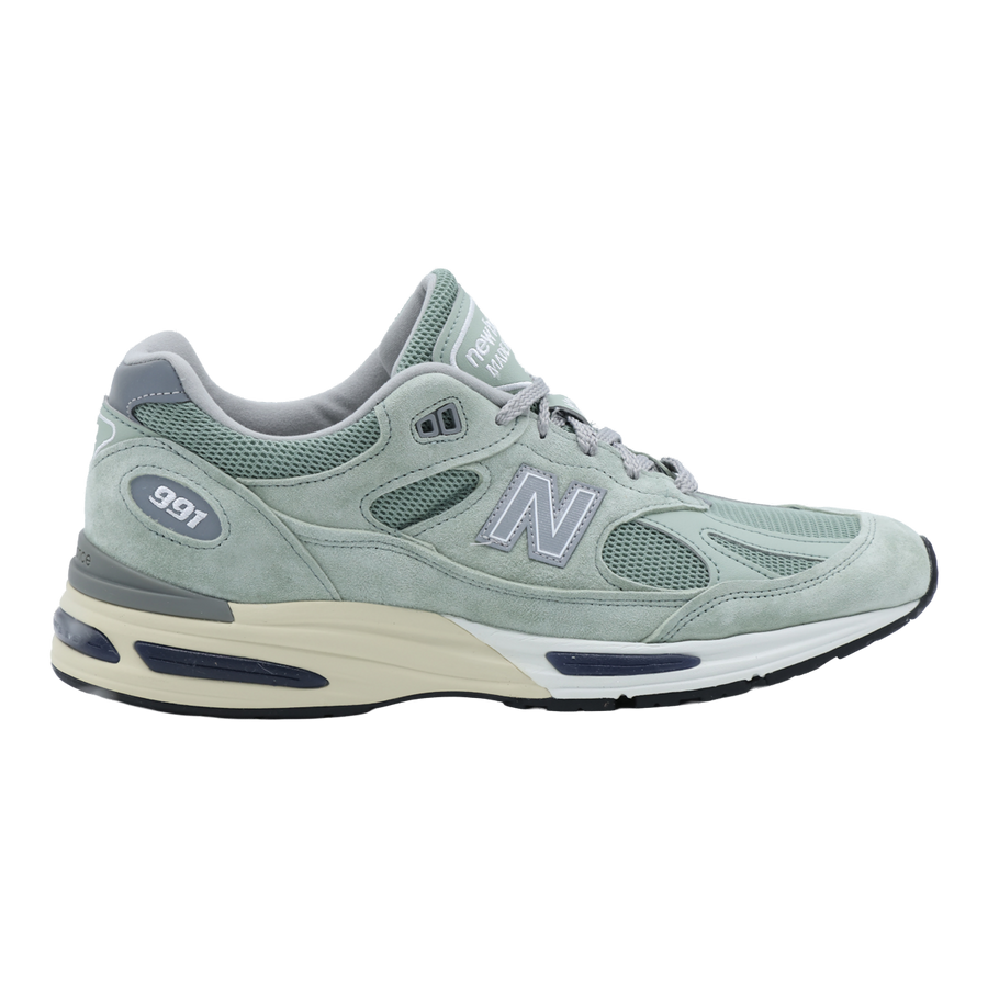 New Balance Suede/Mesh upper sneaker in gray