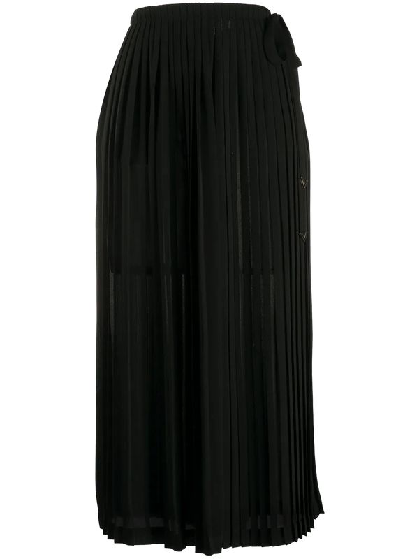 Valentino Silk skirt in black