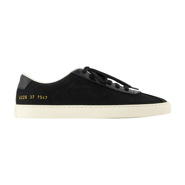 Common Projects Calfskin sneaker in black