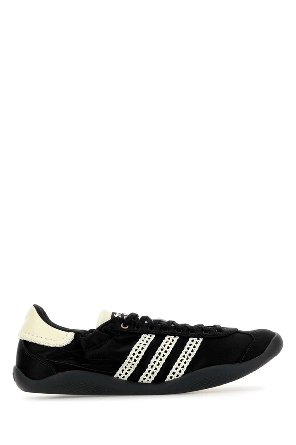 Adidas Exterior: 100% Fabric sneaker in black