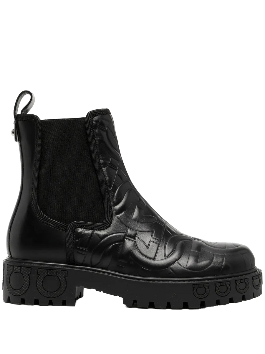 Ferragamo Calf leather ankle boot in black