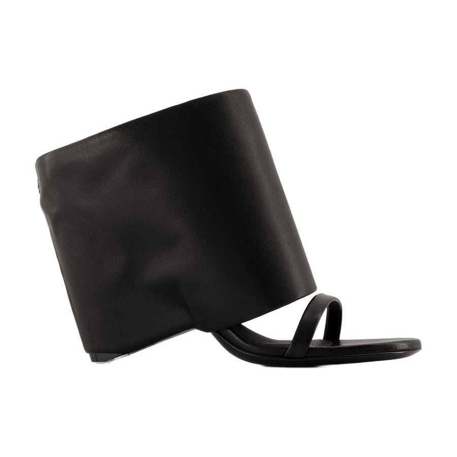 Courreges calfskin sandal in black