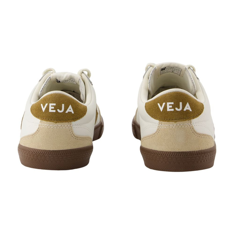 Veja Calfskin sneaker in white
