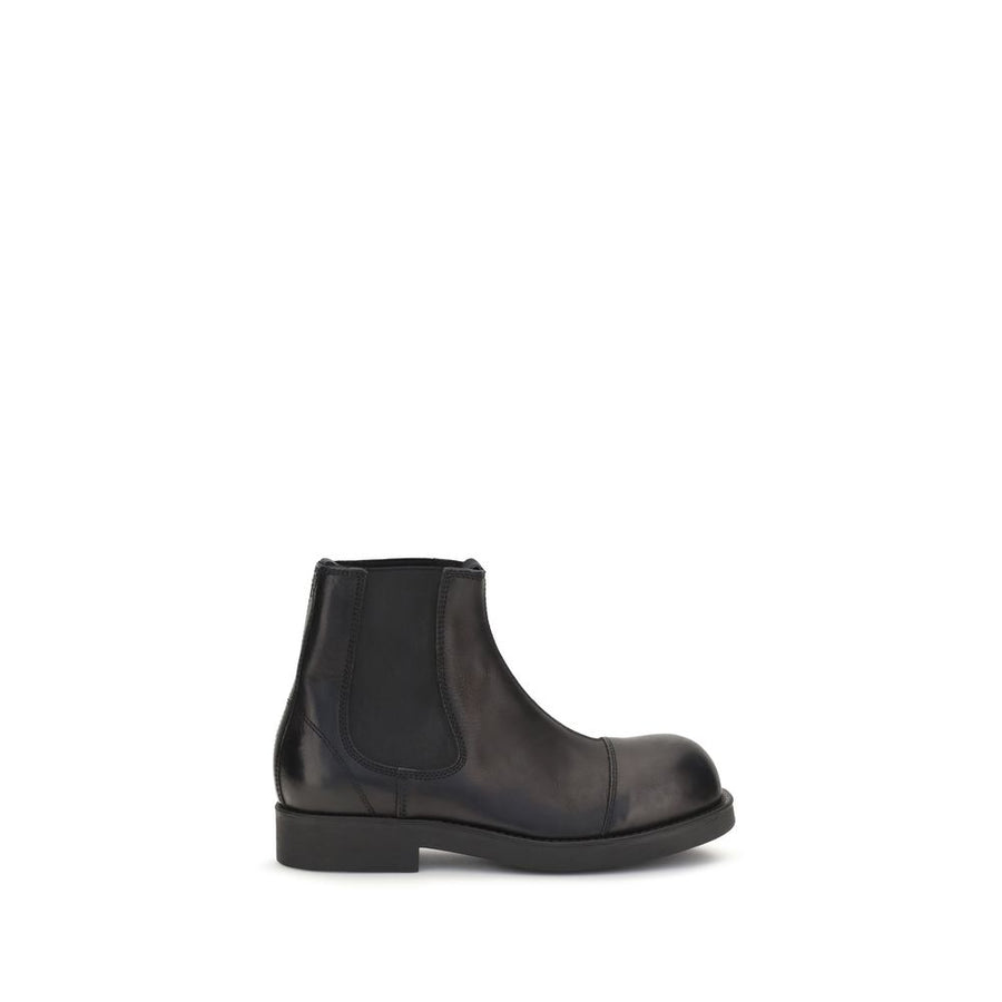 MM6 Maison Margiela 100% Calf Leather Bos Taurus chelsea boot in black