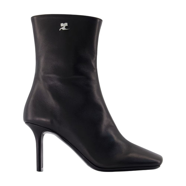 Courreges leather ankle boot in black