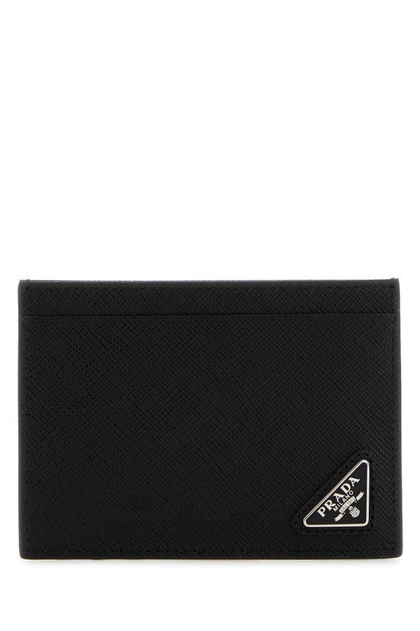 Prada Credito Exterior: 100% Leather; Finishing: Silver metal card case in black