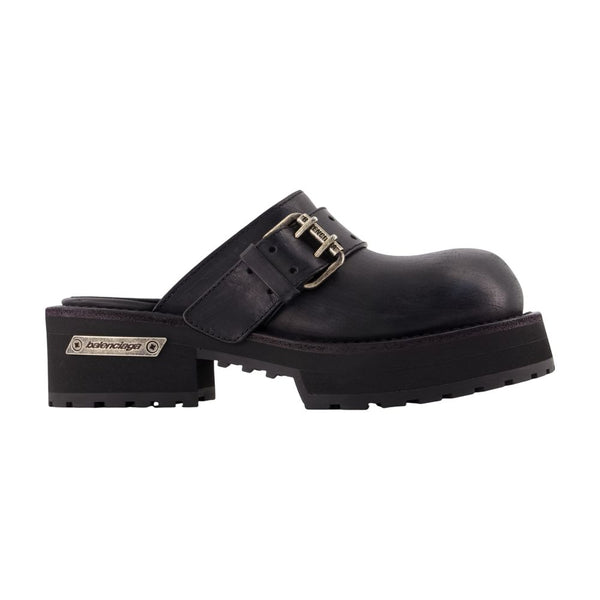 Balenciaga Calfskin mule in black