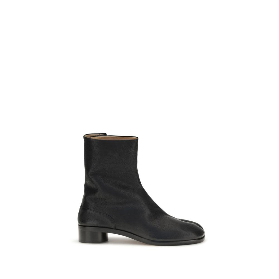 Maison Margiela 100% Calf Leather Bos Taurus ankle boot in black