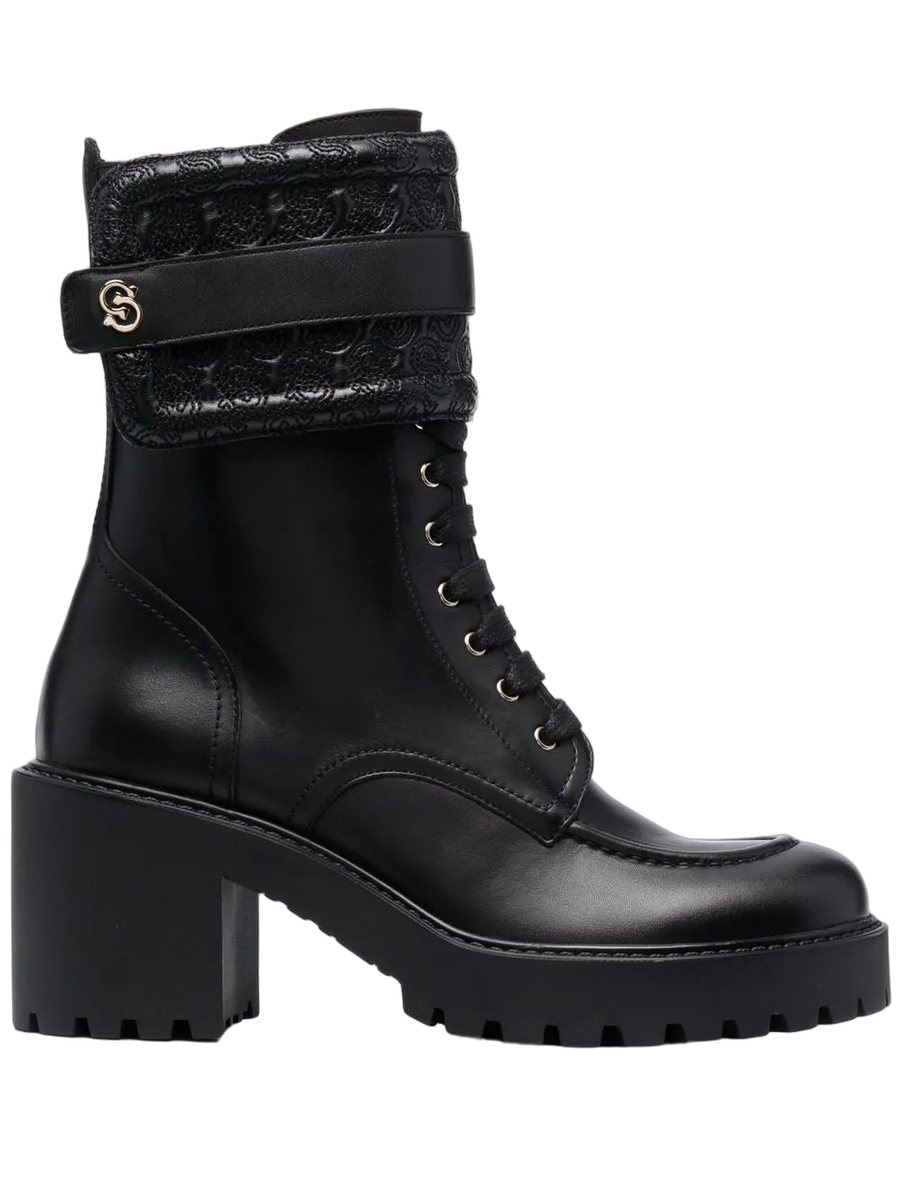Ferragamo Leather boot in black