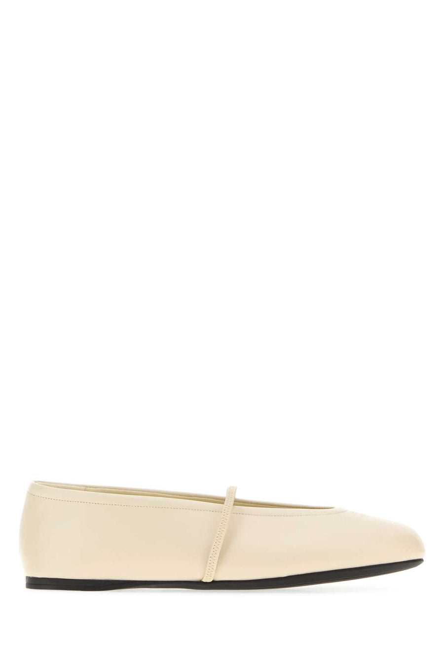 Miu Miu Exterior: 100% Calf; Interior: 100% Leather; Sole: Rubber flat in beige