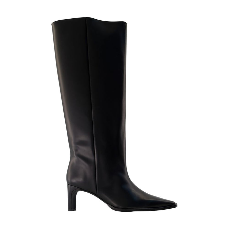 SamsøE SamsøE calfskin boots in black