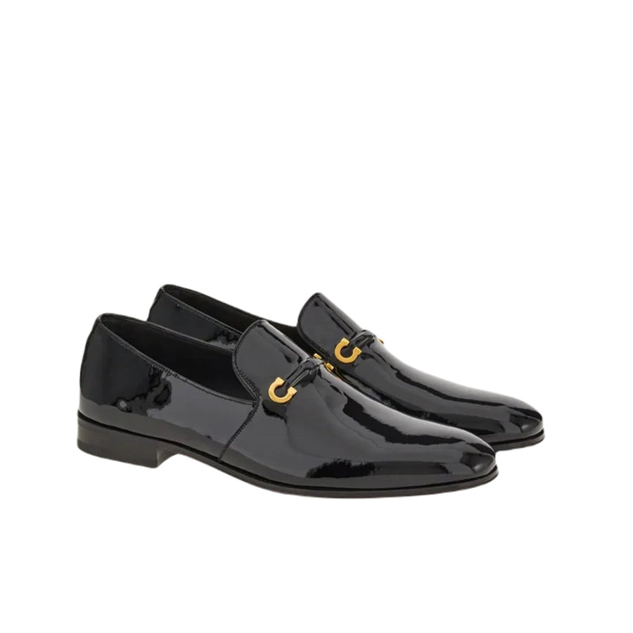 Ferragamo loafer in black