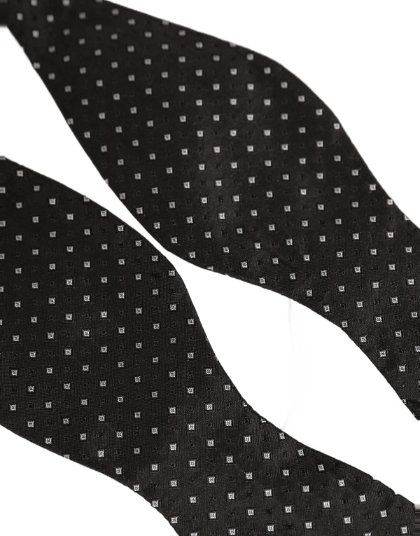Dolce & Gabbana 100% Silk bow tie in black