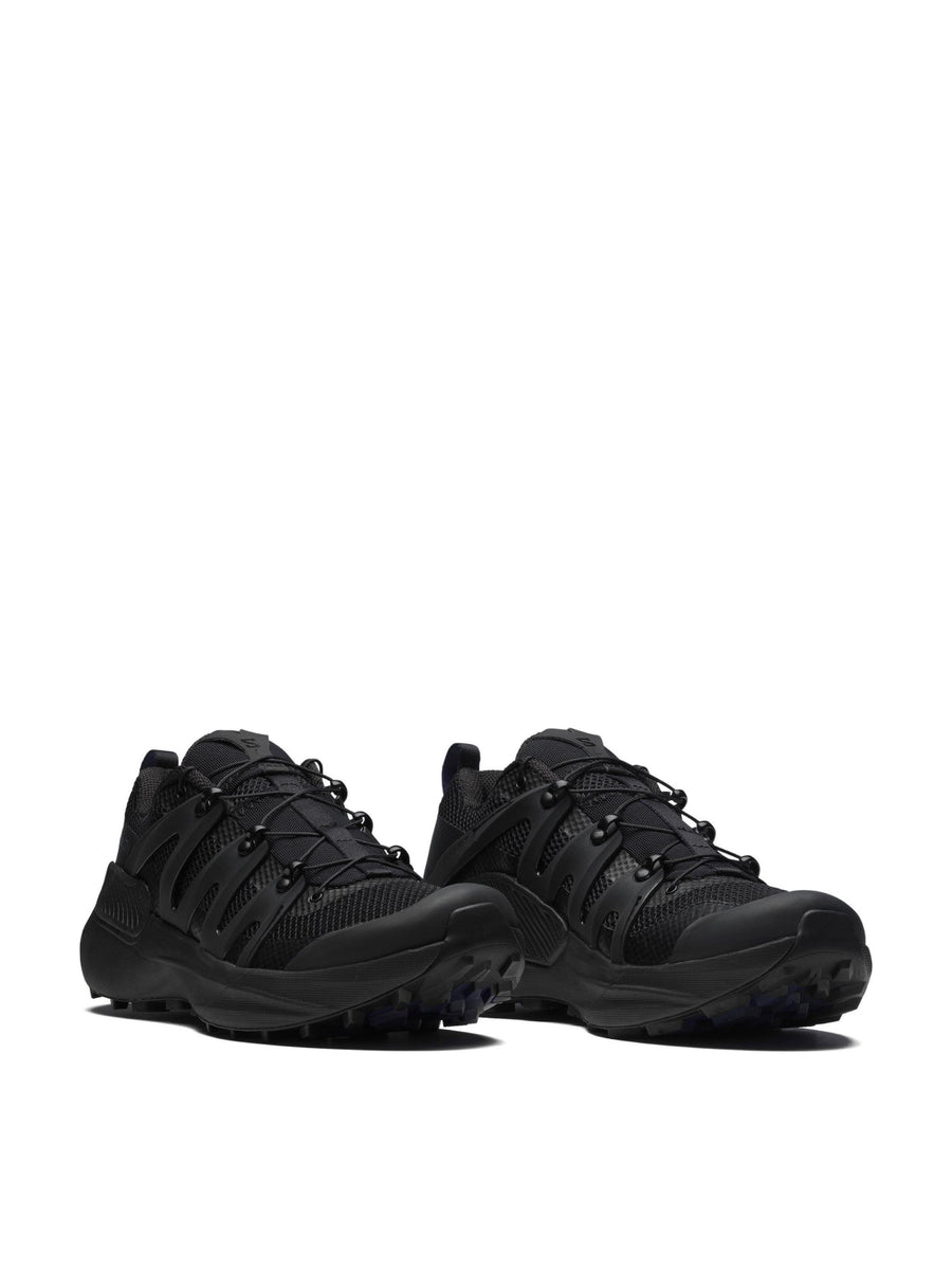 Salomon Mesh and synthetic upper sneaker in black