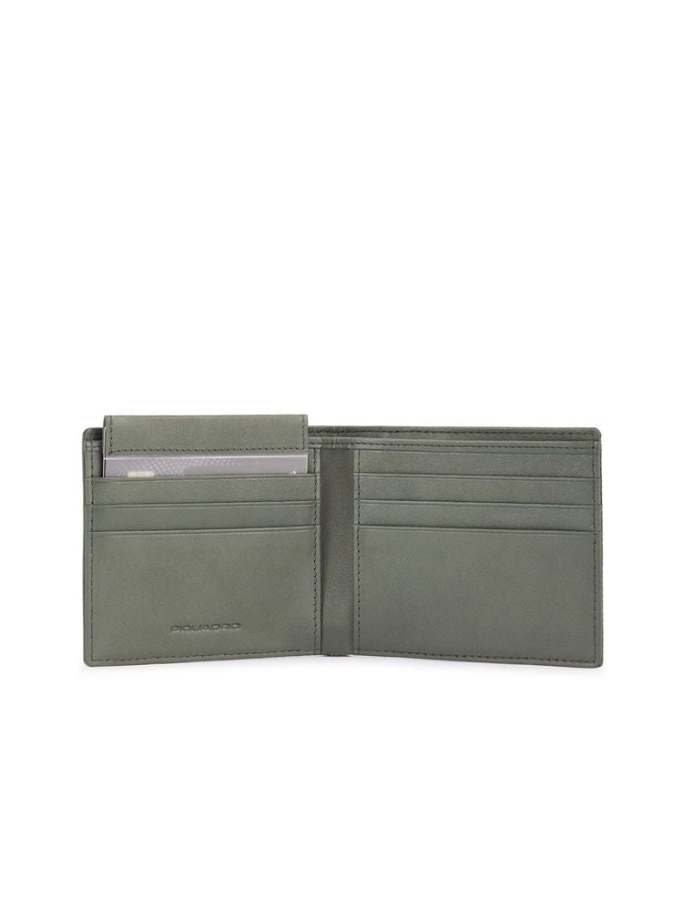 Piquadro 100% Recycled Polyester wallet in green