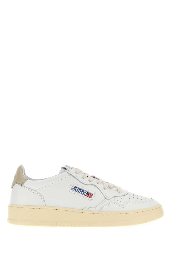 Autry Exterior: 100% Leather sneaker in white