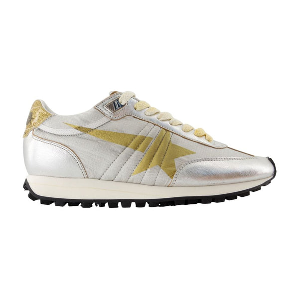 Golden Goose Deluxe Brand Calfskin sneaker in silver