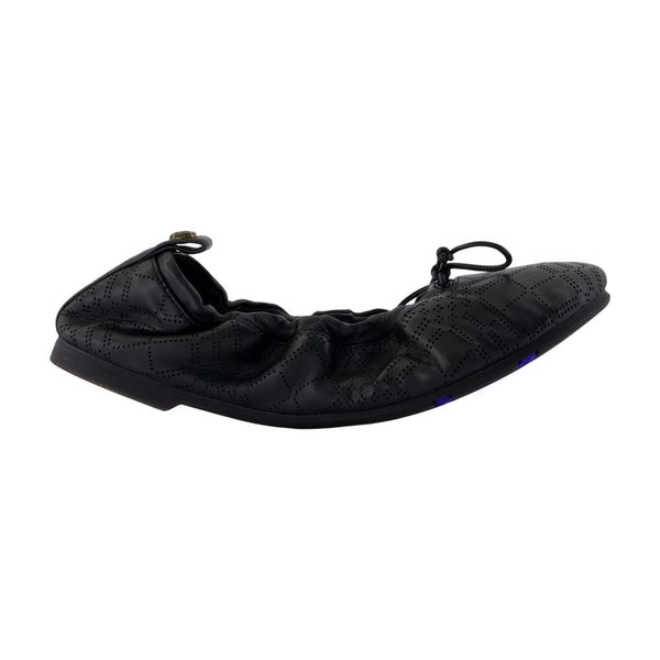 Burberry Lambskin ballet flat in black