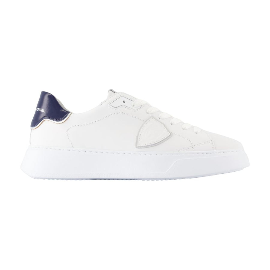 Philippe Model Calfskin sneaker in white