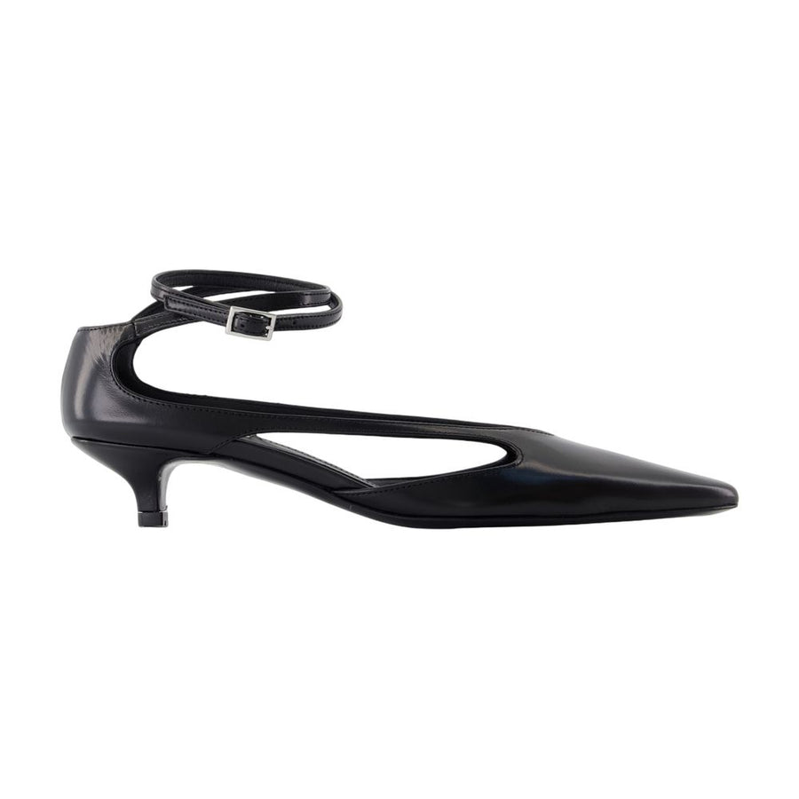 Toteme lambskin pump in black