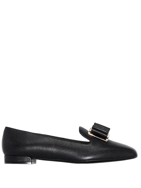 Ferragamo Leather loafer in black