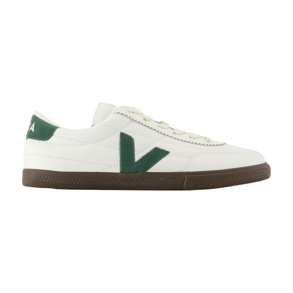 Veja Calfskin leather sneaker in white