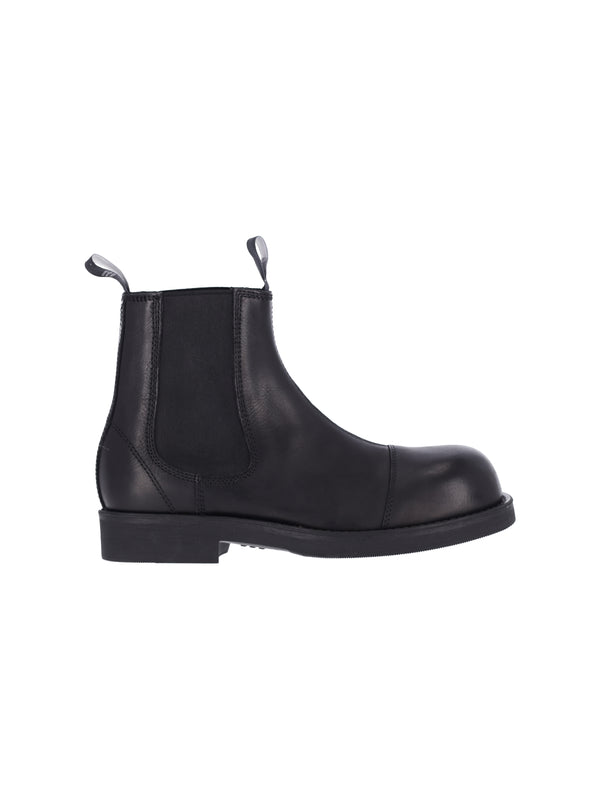 MM6 Maison Margiela Upper: 100% Calf Leather chelsea boot in black