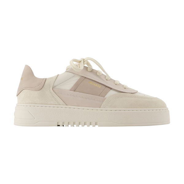 Axel Arigato Calfskin sneaker in white