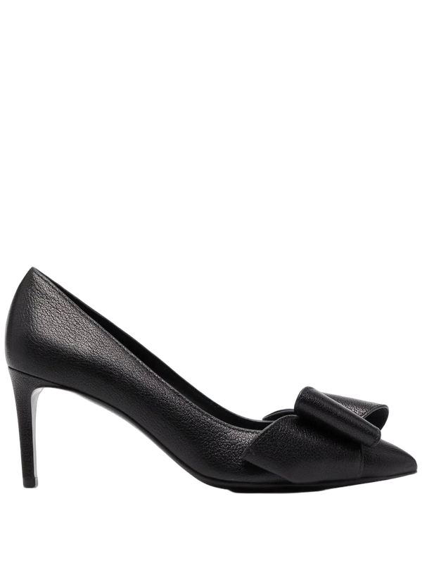 Ferragamo Goatskin pump in black