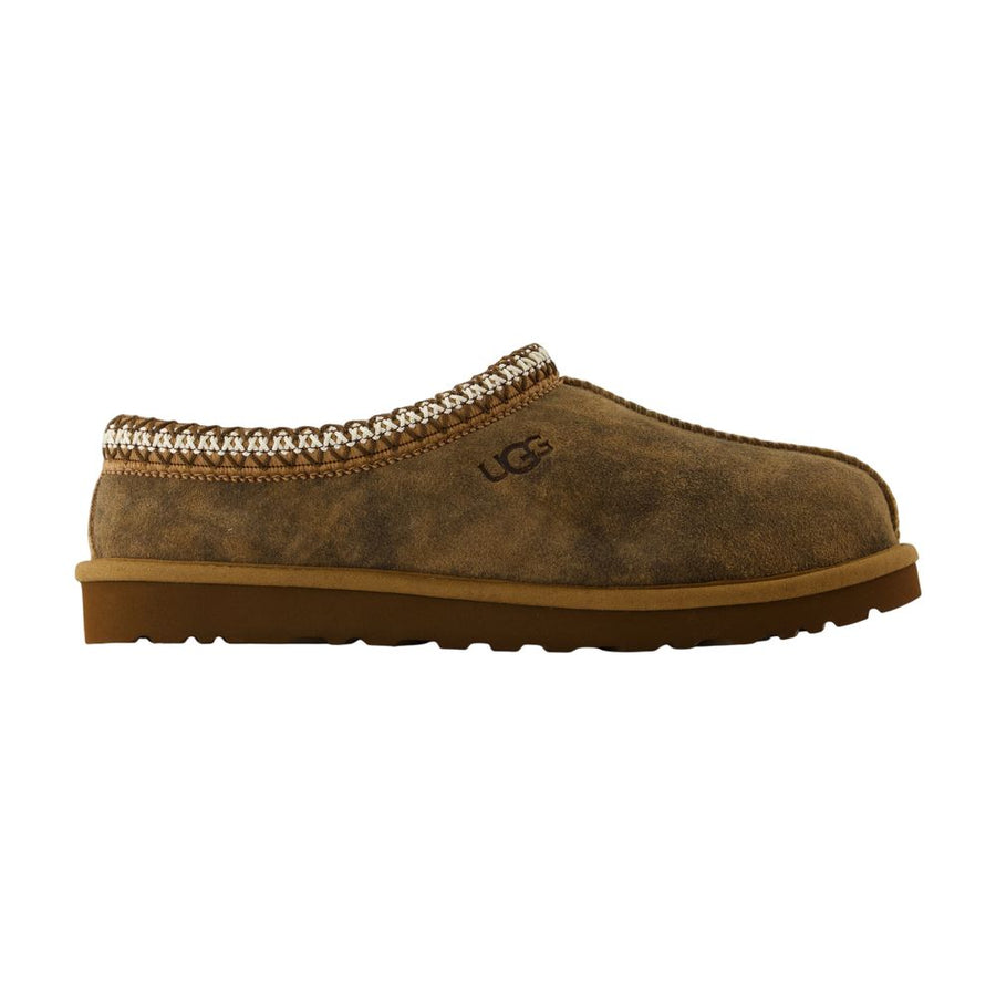 UGG Lambskin slipper in brown