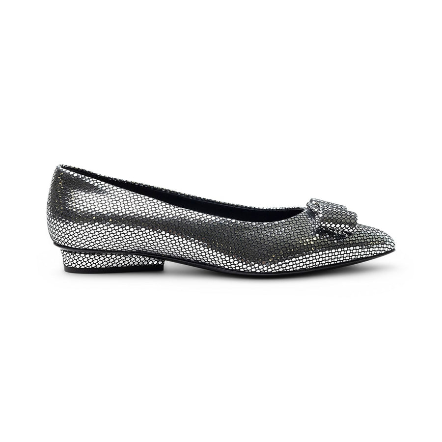 Ferragamo ballet flat in silver