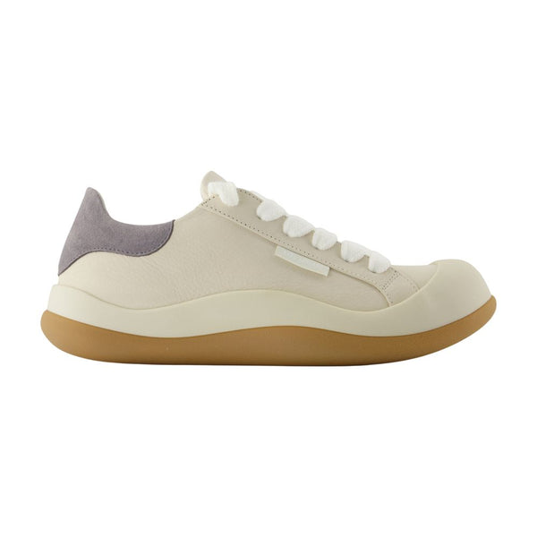 Axel Arigato calfskin sneaker in beige