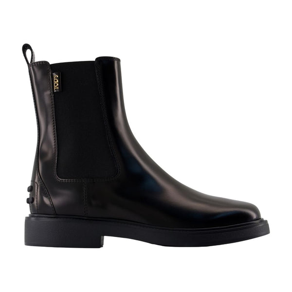 Tod's calfskin boots in black