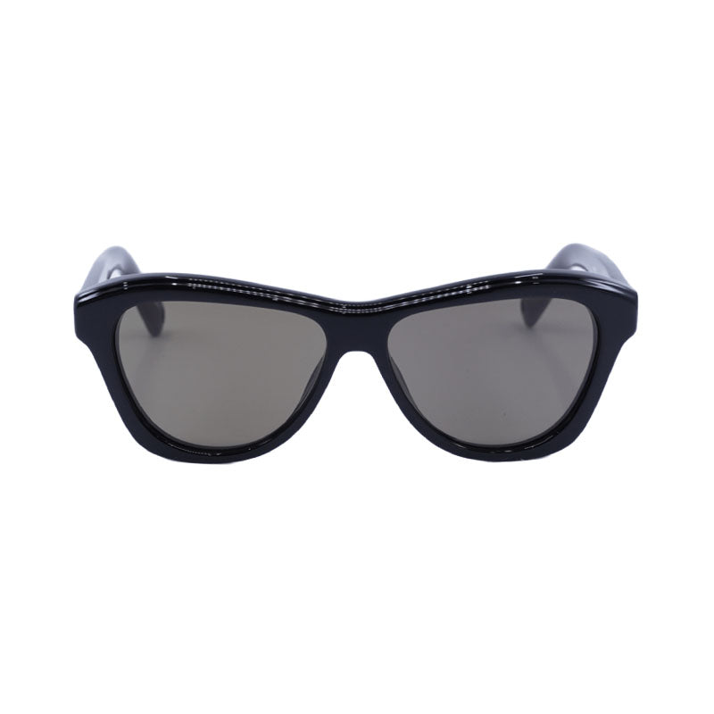 Jacquemus sunglasses in black